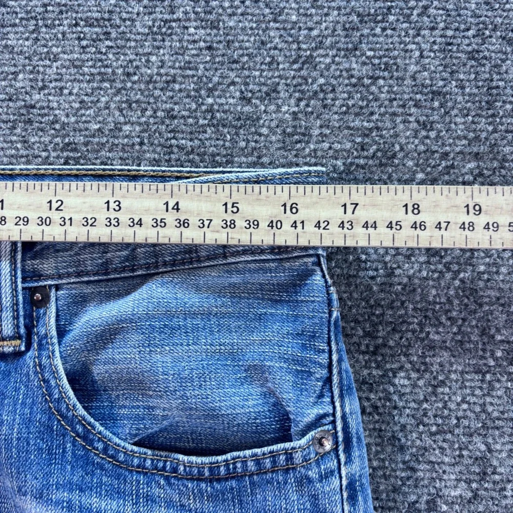 Levis levi 527